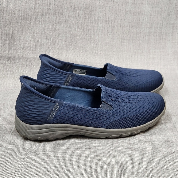 Skechers Slip-on Navy Blue Lightweight Walking Sneakers. 8 Women - Picture 3 of 10
